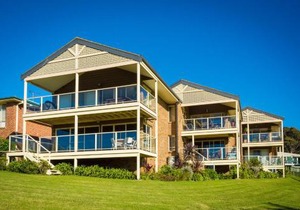 Beach Breakers Apartment Stunning Views