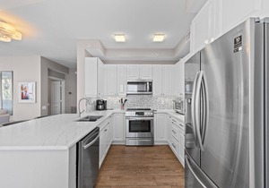 Beach Colony East 8A-Amazing views!