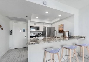 Beach Condo/High-End Finishes/Island Beach Resort/No Cleaning Fee/Condo 212