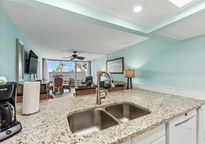 Beach Condo/Island Beach Resort/No Cleaning Fee/Condo 113