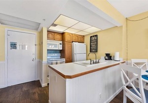 Beach Condo/Island Beach Resort/No Cleaning Fee/Condo 415