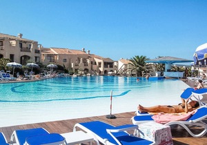 Beach front apartment in Stintino