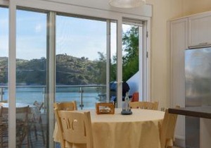 Beach Front Condo South Crete