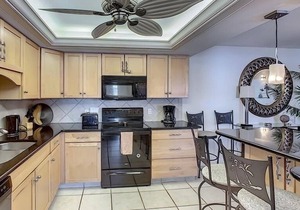 Beach front condo with gulf views, close to shops & dining!