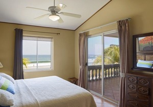 BEACH FRONT Hacienda Iguana Villa A19 3bd/2ba