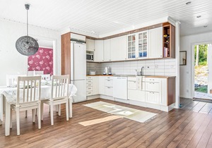 Beach front home in Köpmannebro