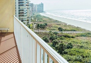Beach Front - Ocean View - The Charter Club of Marco Beach®.