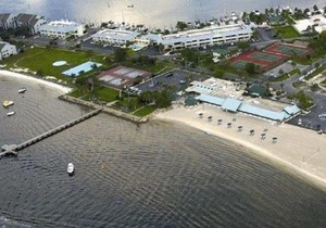 Beach Happy Getaway!! 2 BEDS, 1 BA W Parking