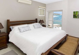 Beach House Younes (1/2 Rooms)