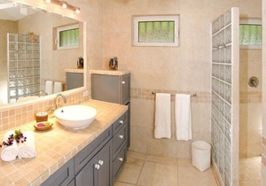 Beach House Younes (1/2 Rooms)