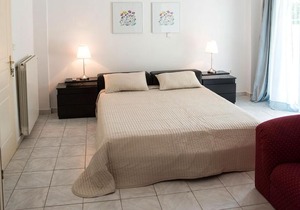 Beach House in Kiato