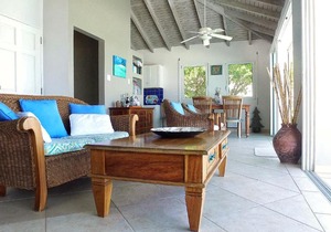 Beach House Younes