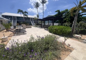 Beach Living at Island Pine Villas BLAW