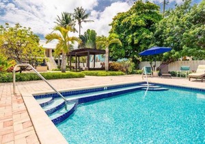 Beach Living at Island Pine Villas BLAW