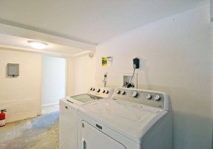 Beach Oasis W/ Heated Pool, Just a Couple Blocks from Popular Bridge Street