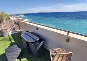 Beach Penthouse with unique rooftop terrace 301