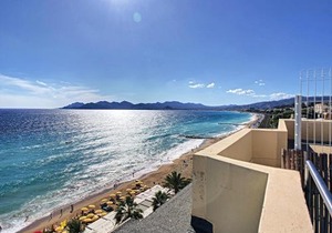 Beach Penthouse with unique rooftop terrace 301