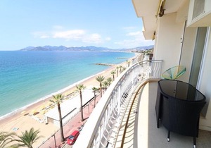 Beach Penthouse with unique rooftop terrace 301