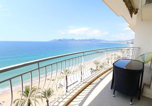 Beach Penthouse with unique rooftop terrace 301