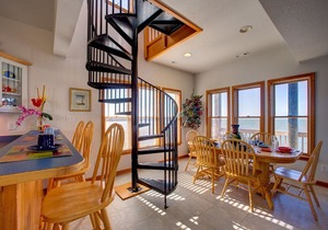 Beach Serendipity Too - Upscale 3 Bedroom SoundFront Home in Frisco