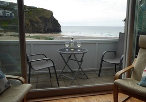 Beach side Accommodation, Porthtowan