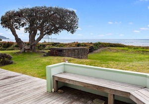 Beach Side - Ohope Holiday Home, OHOPE BEACH