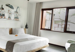 Beach Side Villa at Cemagi - Surf Side