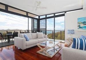 Beach View At One Mile 8 infinity complex pool and WI FI
