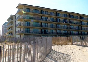 *Beach View* Free Wifi, Elevator, Lots of Free Parking
