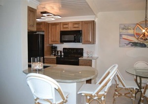 Beachcomber unit 202