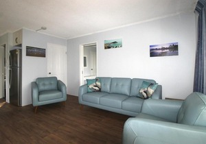 Beachfront 1 25 Willow Street