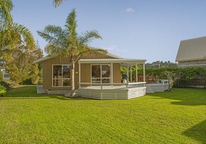 Beachfront Bliss - Cooks Beach Holiday Home