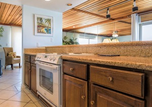 Beachfront condo with pool, hot tub & sundeck!
