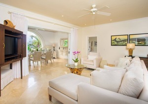 Beachfront Caribbean Elegance - Schooner Bay 205 (1 bed)