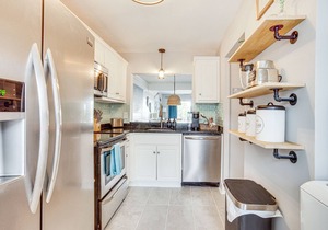 Beachfront Condo w/3 Pools on St Helena Island!