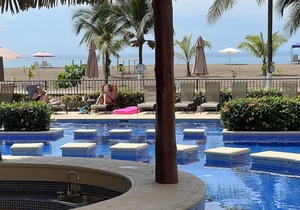 Beachfront- Fully renovated 3BDRs- Bahia Encantada- 24h Security.