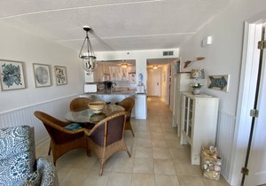 BEACHFRONT, GREAT PATIO, & GORGEOUS VIEWS! 2 bed/2 bath in Perdido Key, FL