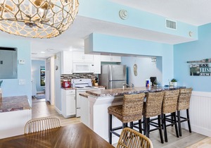 Beachfront Ground Floor Condo w/Double-wide Patio - Pool, Hot Tub & Tennis!
