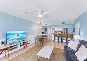 Beachfront Ground Floor Condo w/Double-wide Patio - Pool, Hot Tub & Tennis!