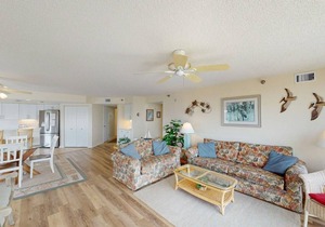 Beachfront Haven 2BR Retreat Litchfield By the Sea