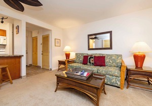 Beachfront HK-B16 - Maui Gardenview Condo in Secluded Resort on Ma'alaea Bay