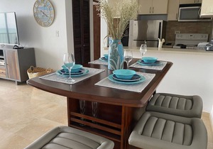Beachfront in * Isla Verde * walk 2 eat *