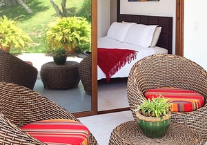 Beachfront, large Pool, lap pool, & Jacuzzi, Barbecue area, Spectacular Gardens