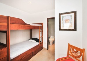 Beachfront, large Pool, lap pool, & Jacuzzi, Barbecue area, Spectacular Gardens