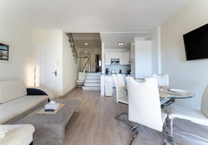 "Beachfront Puerto Cabopino" with Shared Pool, Private Terrace, A/C & Wi-Fi