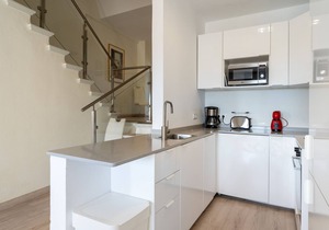"Beachfront Puerto Cabopino" with Shared Pool, Private Terrace, A/C & Wi-Fi