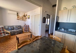 Beachfront Villa with Sea View, Sleeps 4, Parking, Near Shops & Aqualand, Pets Allowed