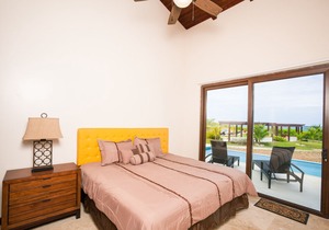 Beachfront Villa w/Pool at Pristine Bay