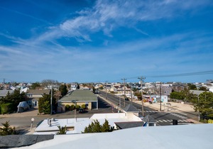 Beachside 8BR 1 Block from Ocean Family & Wedding Friendly – Year Round