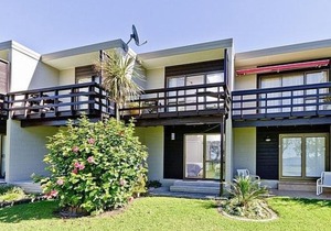 Beachside at Snells - Snells Beach Apartment